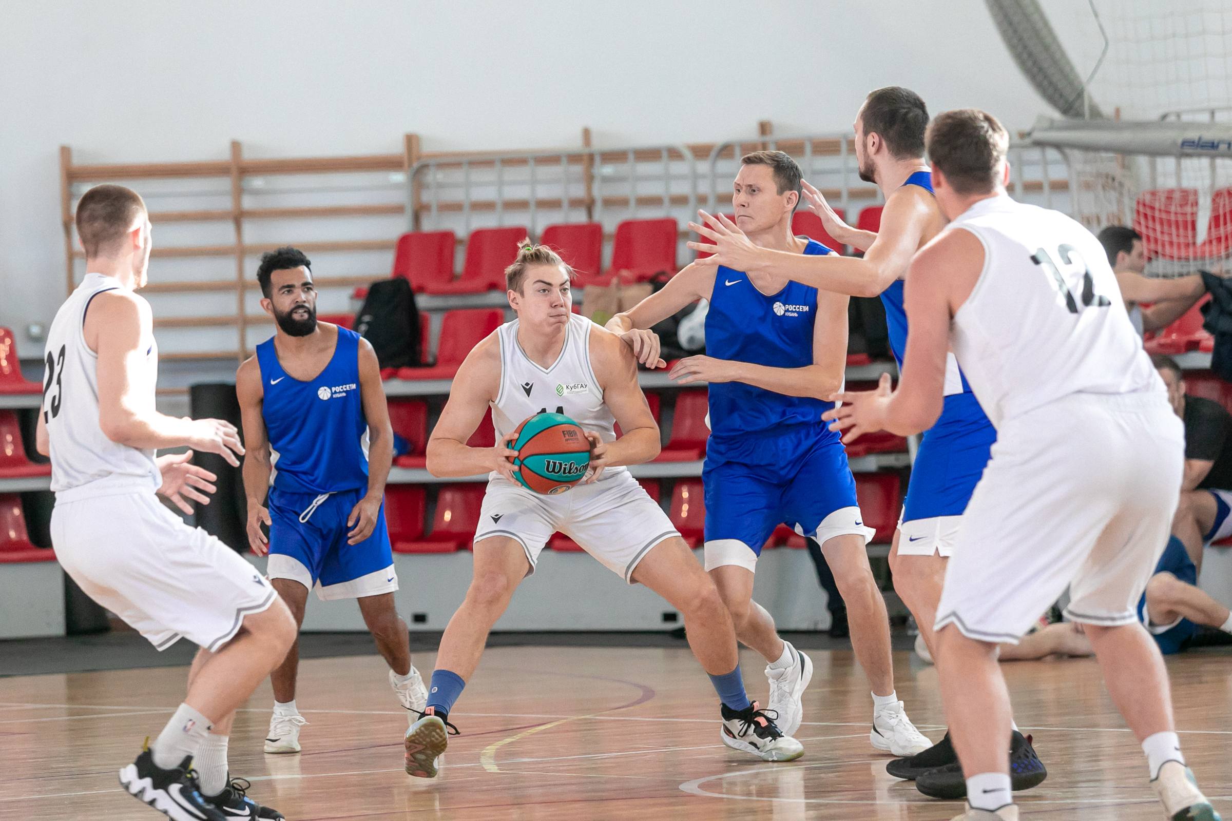 В Краснодаре состоялся турнир по блиц-баскетболу